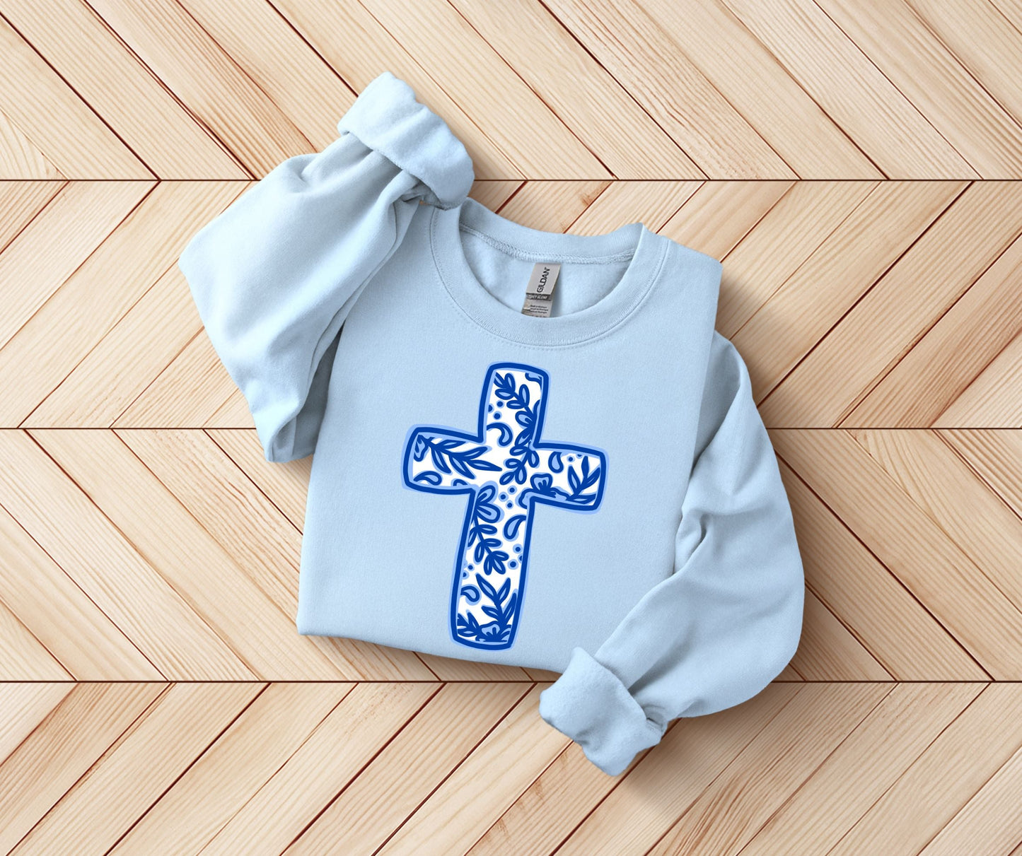 Chinoiserie Cross SWEATSHIRT.