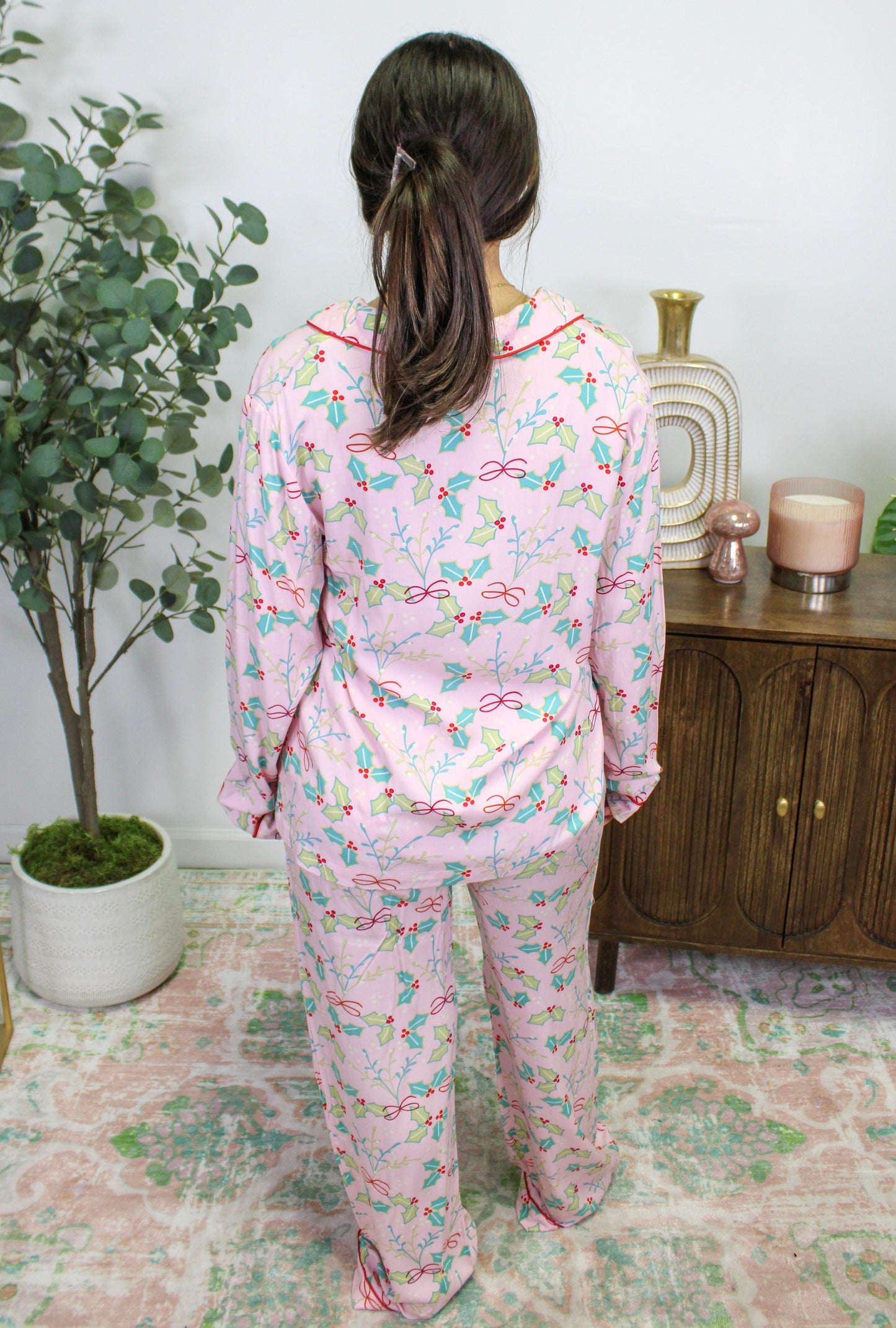 Mistletoe Pajamas LT